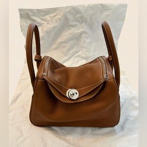 New Authentic Hermes Paris Lindy 26 Gold GHW Gold Biscuit Brown Genuine Leather